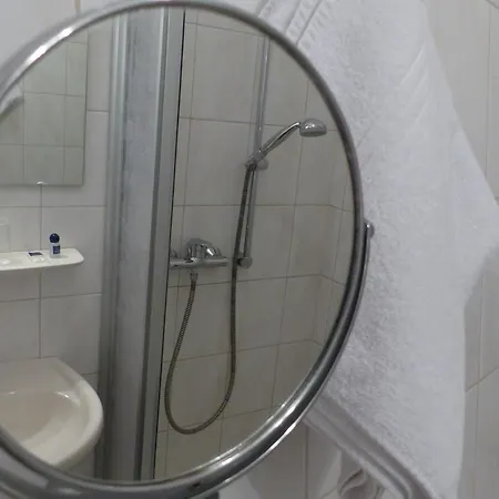 Hansa 3* הרפורד